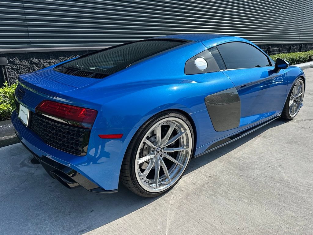 Used 2023 Audi R8 V10 performance RWD image 10