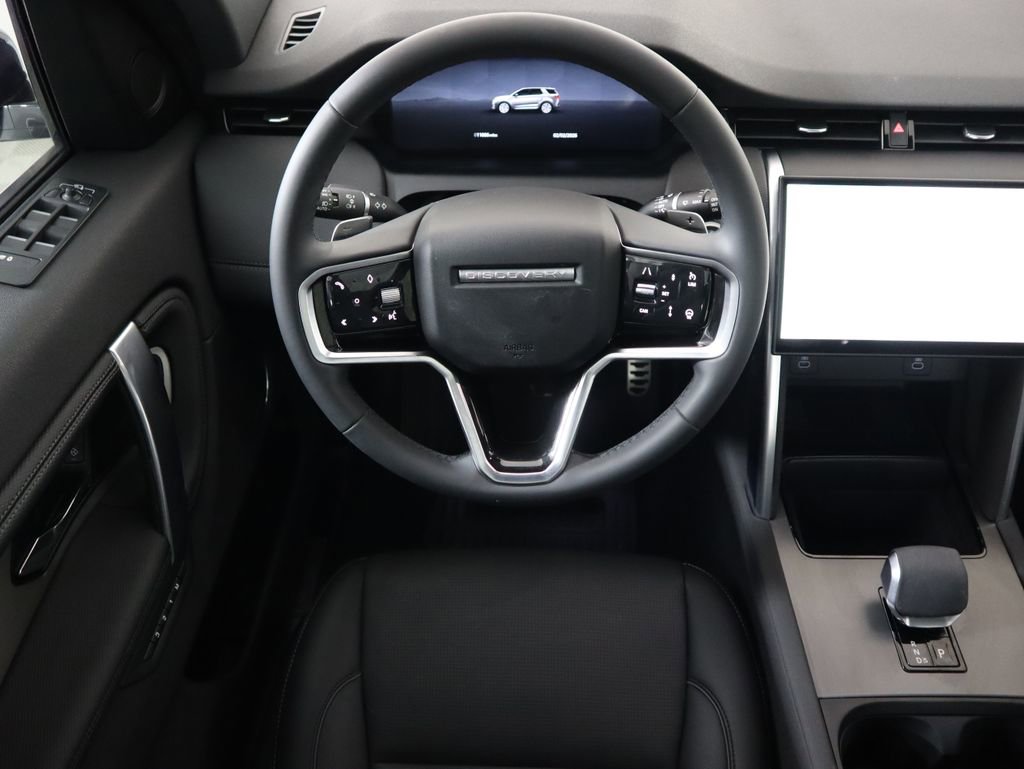 Used 2024 Land Rover Discovery Sport Dynamic SE image 10