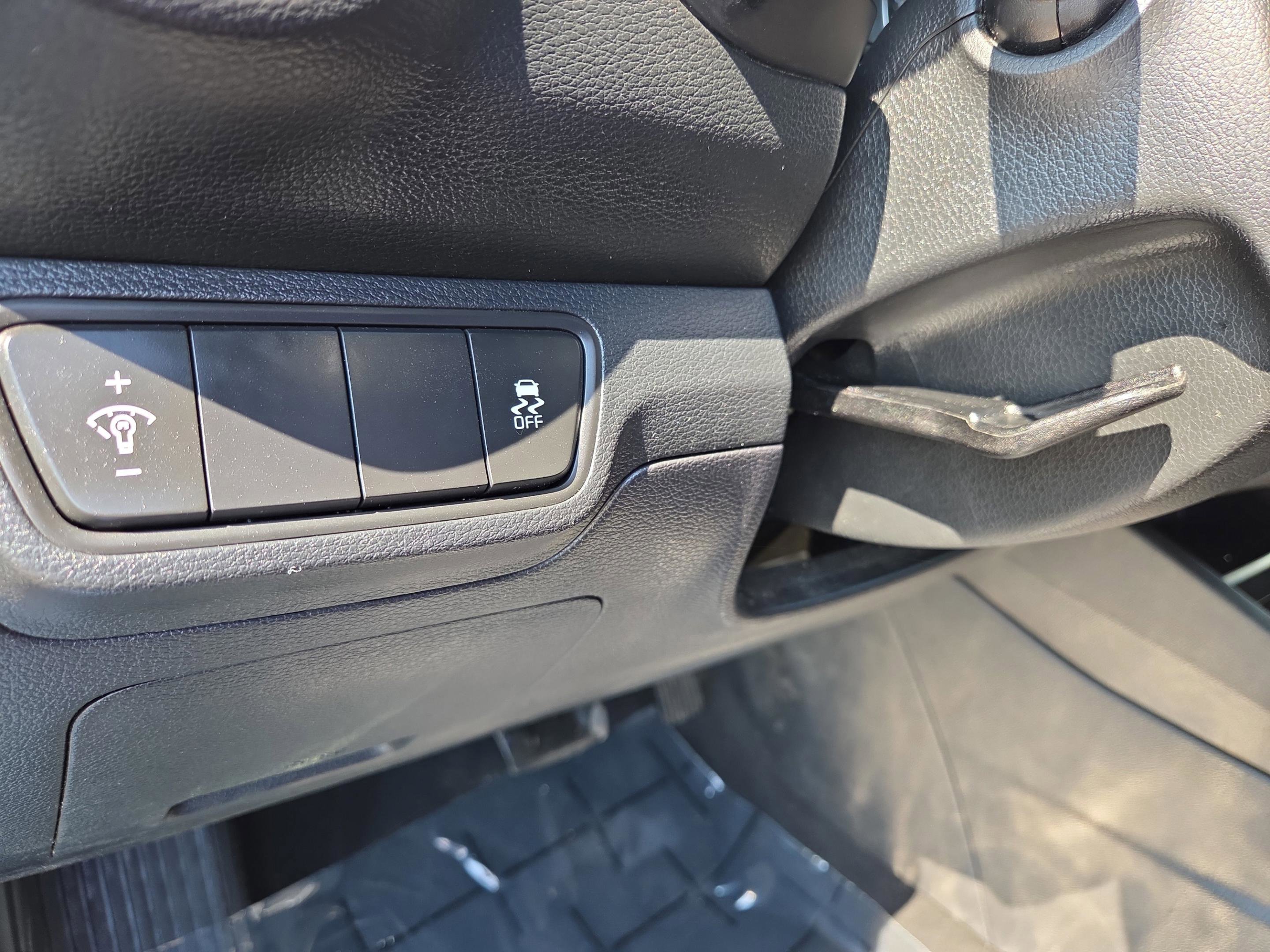 Used 2024 Kia Forte LXS image 24