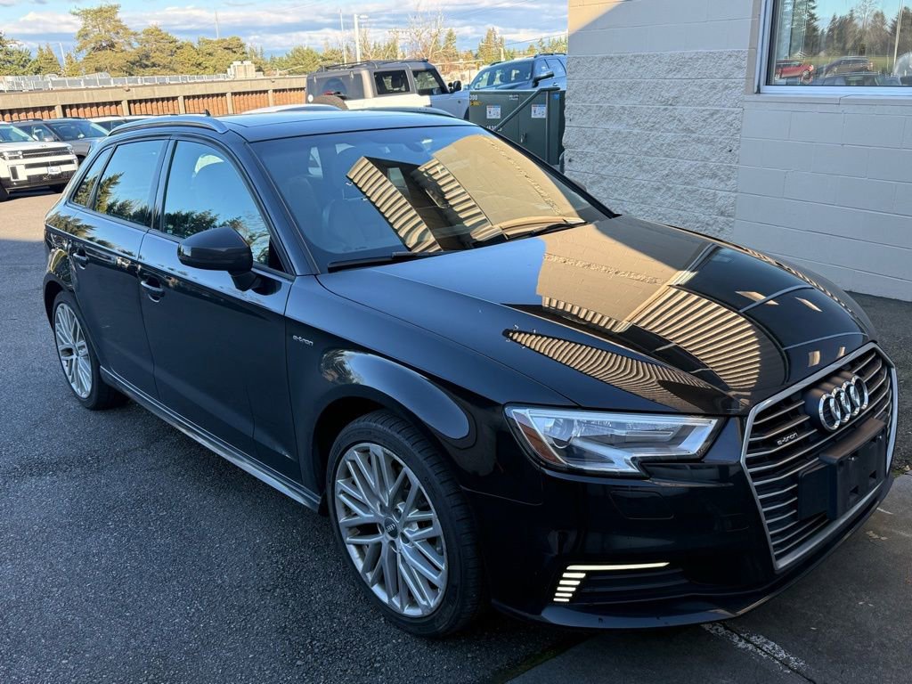 Used 2018 Audi A3 e-tron Premium w/ Sport Package image 1
