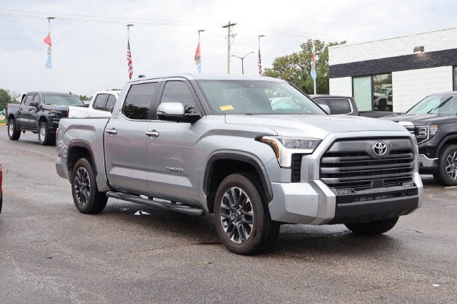 Used 2025 Toyota Tundra Limited AWD/4WD image 3