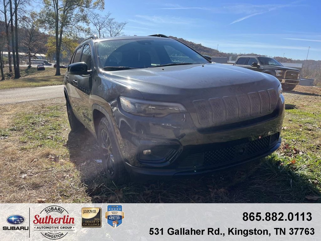 Used 2023 Jeep Cherokee Altitude Lux