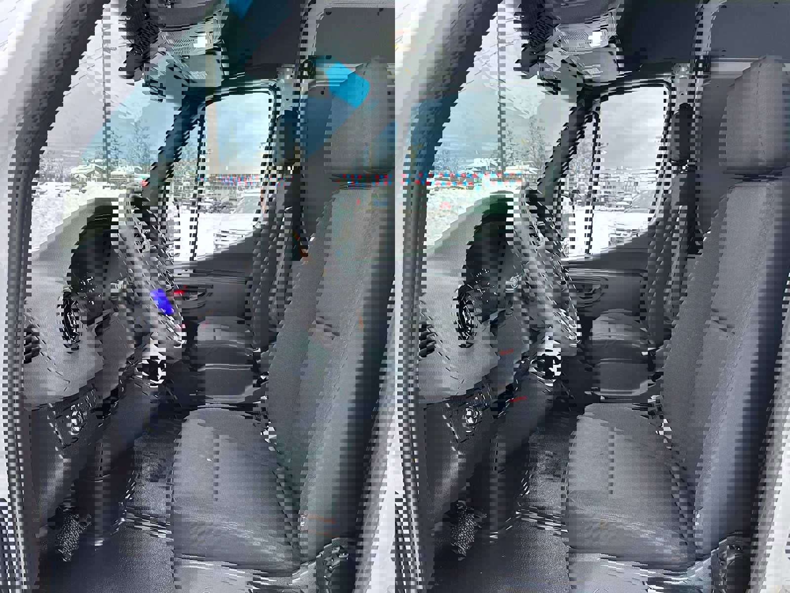 Used 2023 Mercedes-Benz Sprinter 2500 image 23