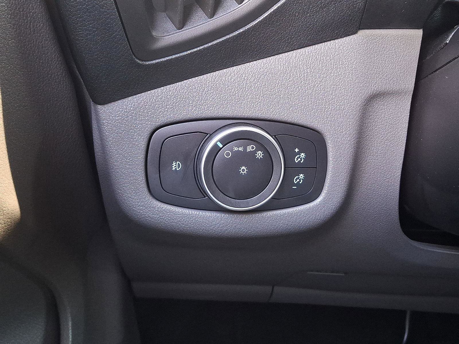 Used 2019 Ford Transit Connect XLT image 26