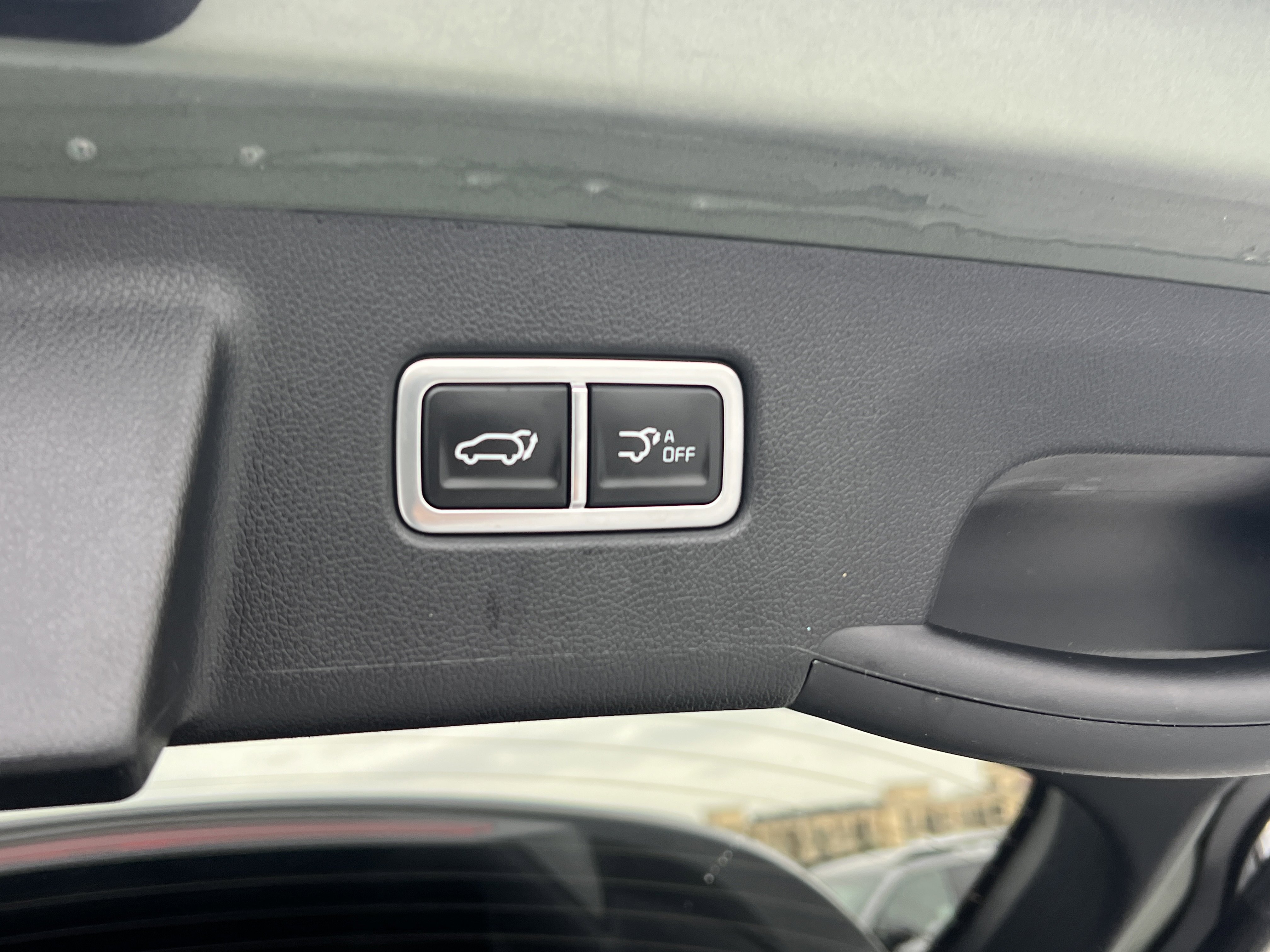 Certified 2024 Kia Sorento SX image 23