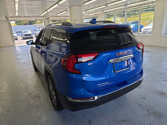 Certified 2024 GMC Terrain SLT w/ Tech Package AWD/4WD image 3