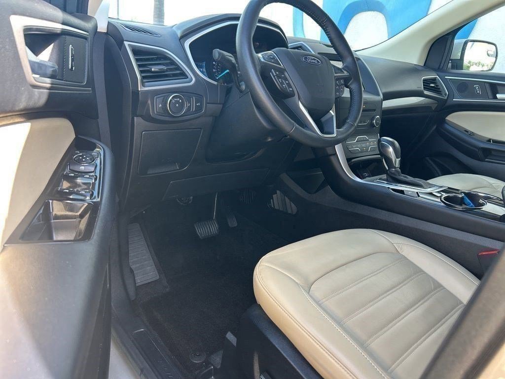 Used 2018 Ford Edge SEL w/ Equipment Group 201A image 11