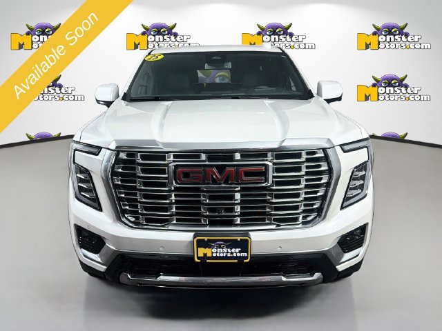 Used 2025 GMC Yukon Denali AWD/4WD image 2