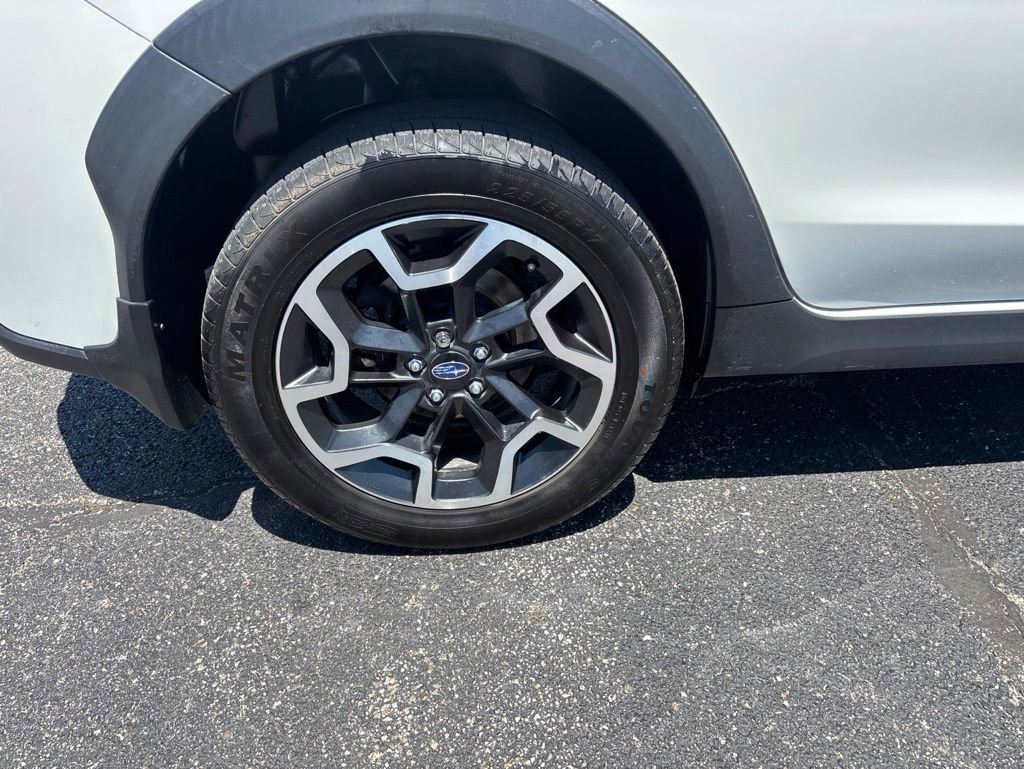 Used 2017 Subaru Crosstrek 2.0i Limited w/ Popular Package #1 AWD/4WD image 10