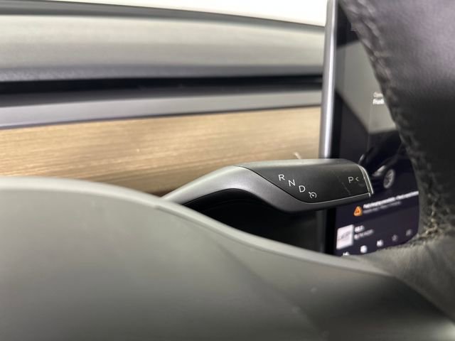 Used 2023 Tesla Model 3 Standard Range image 17