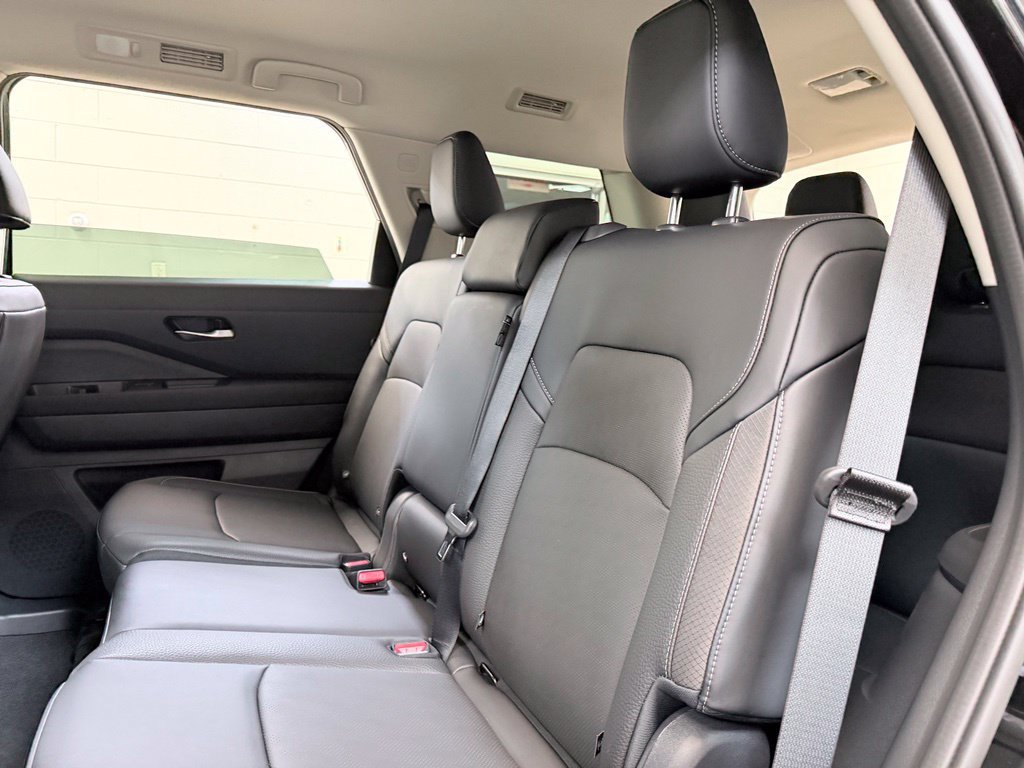 New 2026 Nissan Pathfinder SL AWD/4WD image 22