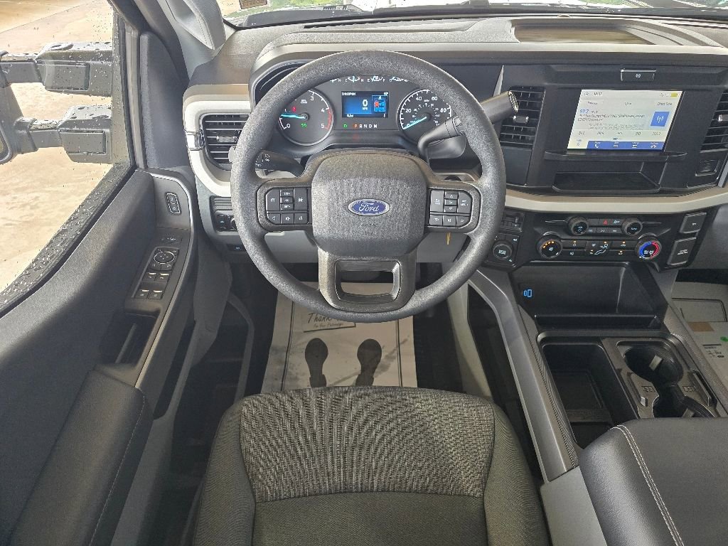 New 2026 Ford F550 4x4 Crew Cab Super Duty image 11