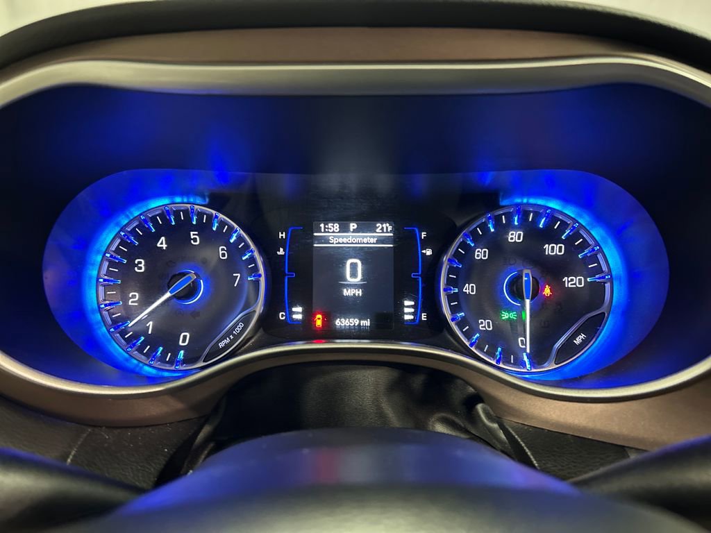 Used 2024 Chrysler Voyager LX FWD image 16