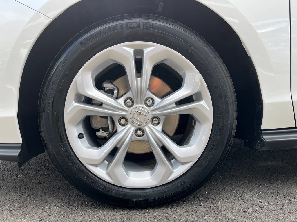 Certified 2025 Honda Accord LX image 11