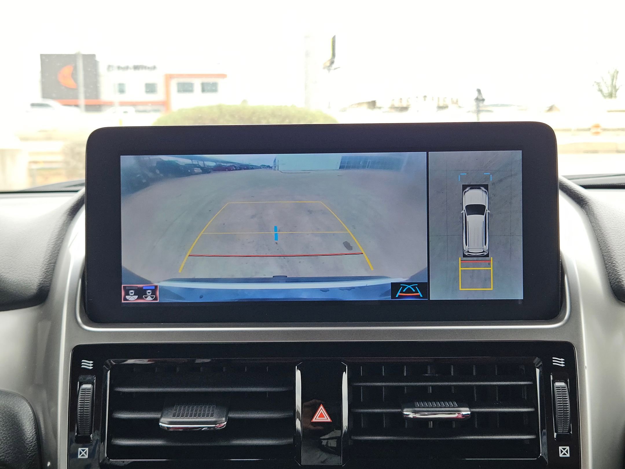 Used 2023 Lexus GX 460 Luxury w/ Sport Design Package image 18