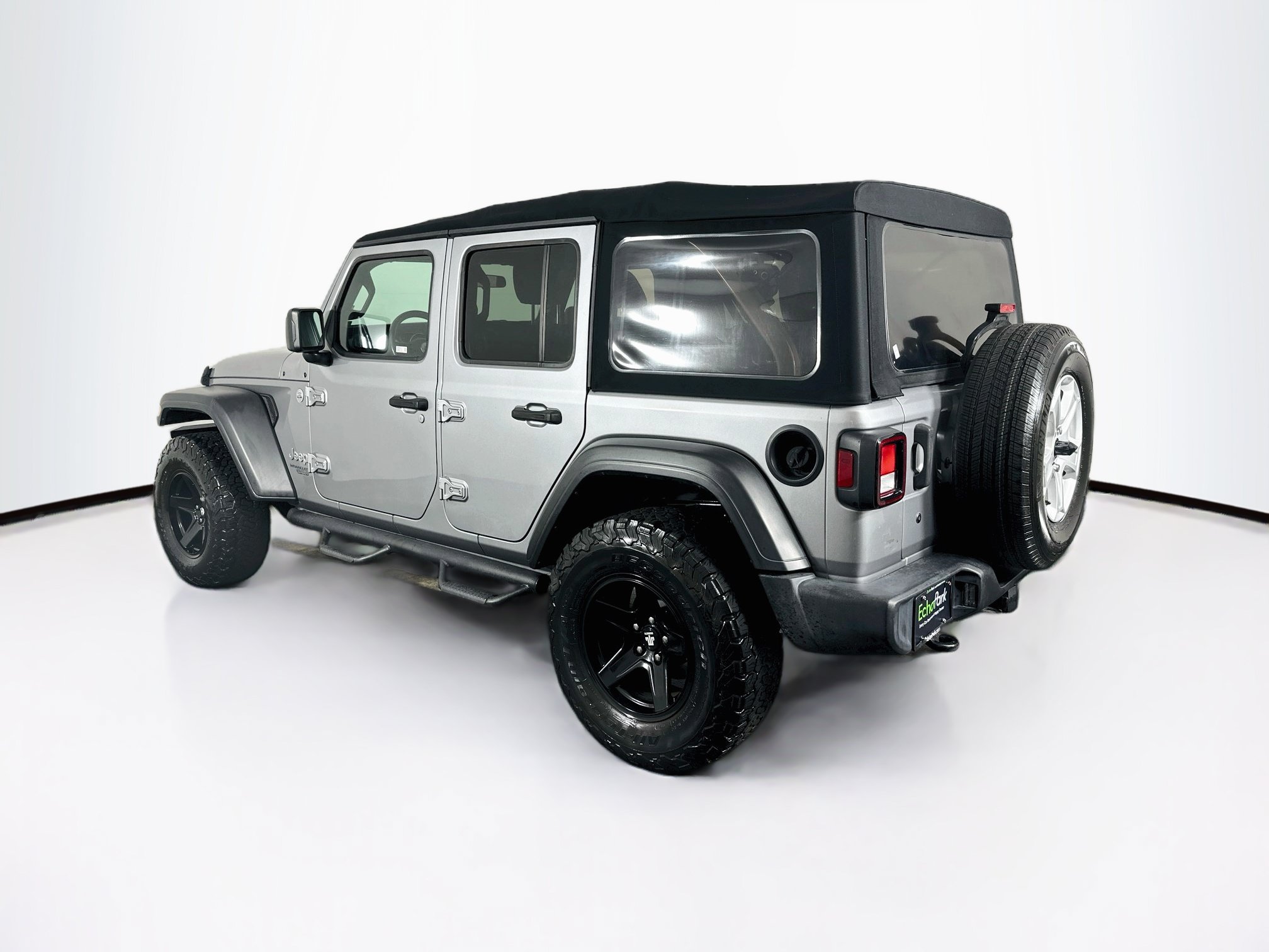 Used 2018 Jeep Wrangler Unlimited Sport S AWD/4WD image 5