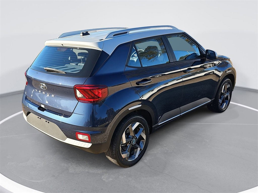 New 2026 Hyundai Venue SEL image 5