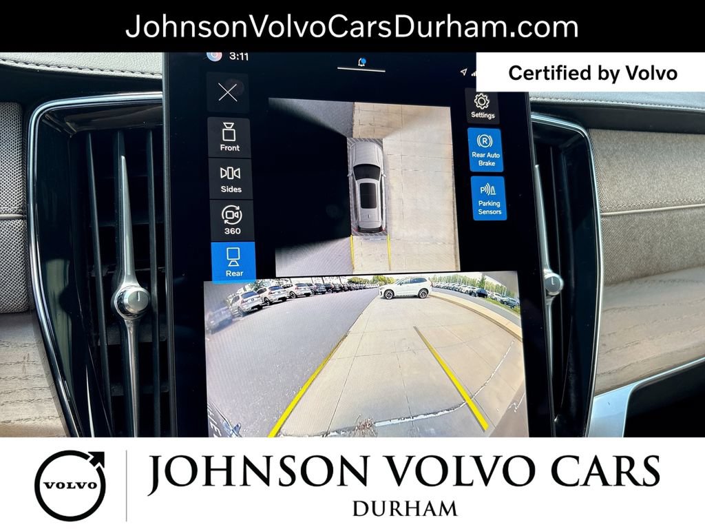Certified 2025 Volvo XC90 B5 Plus AWD/4WD image 26