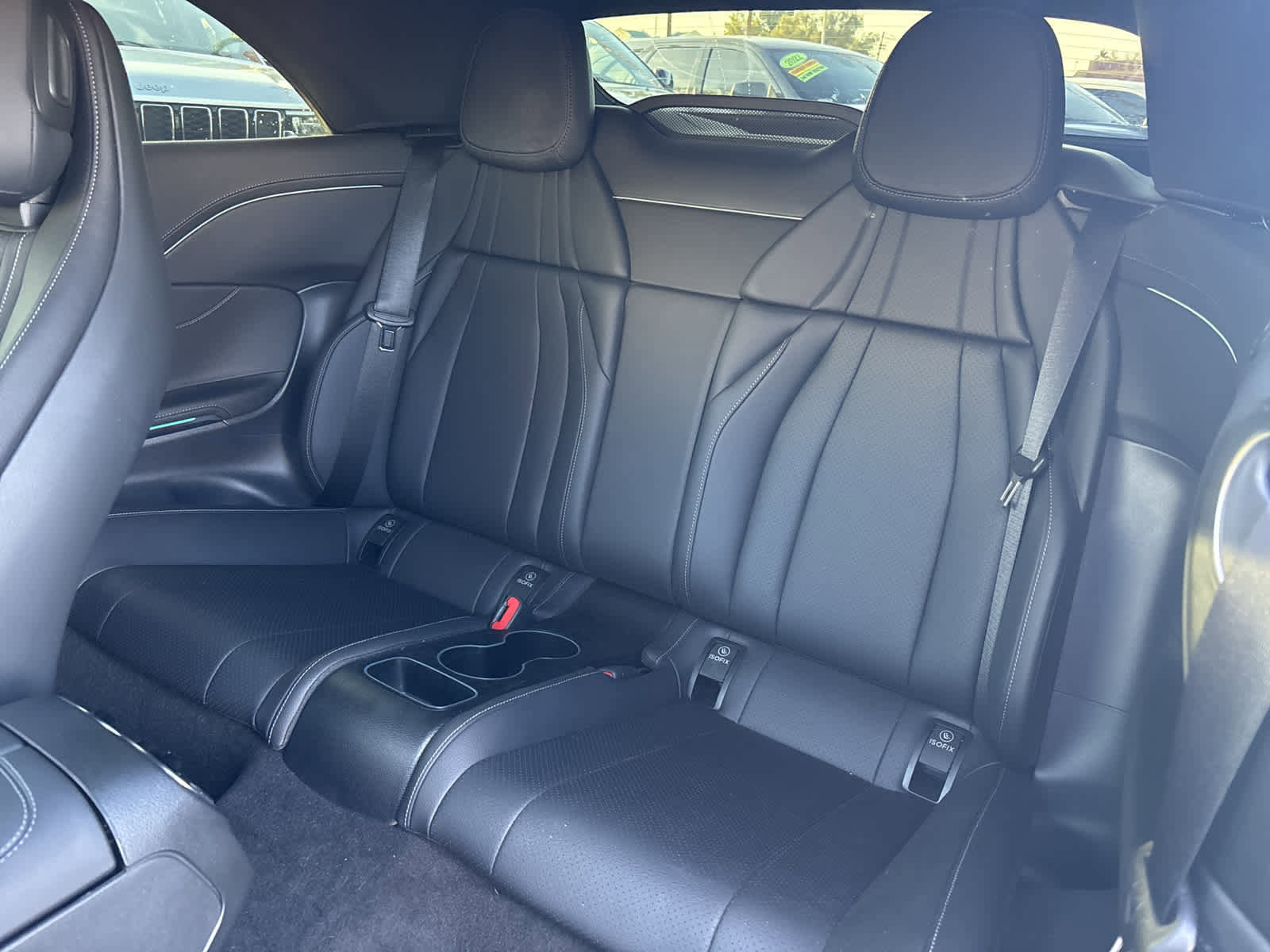 Used 2025 Mercedes-Benz CLE 300 4MATIC Cabriolet image 2