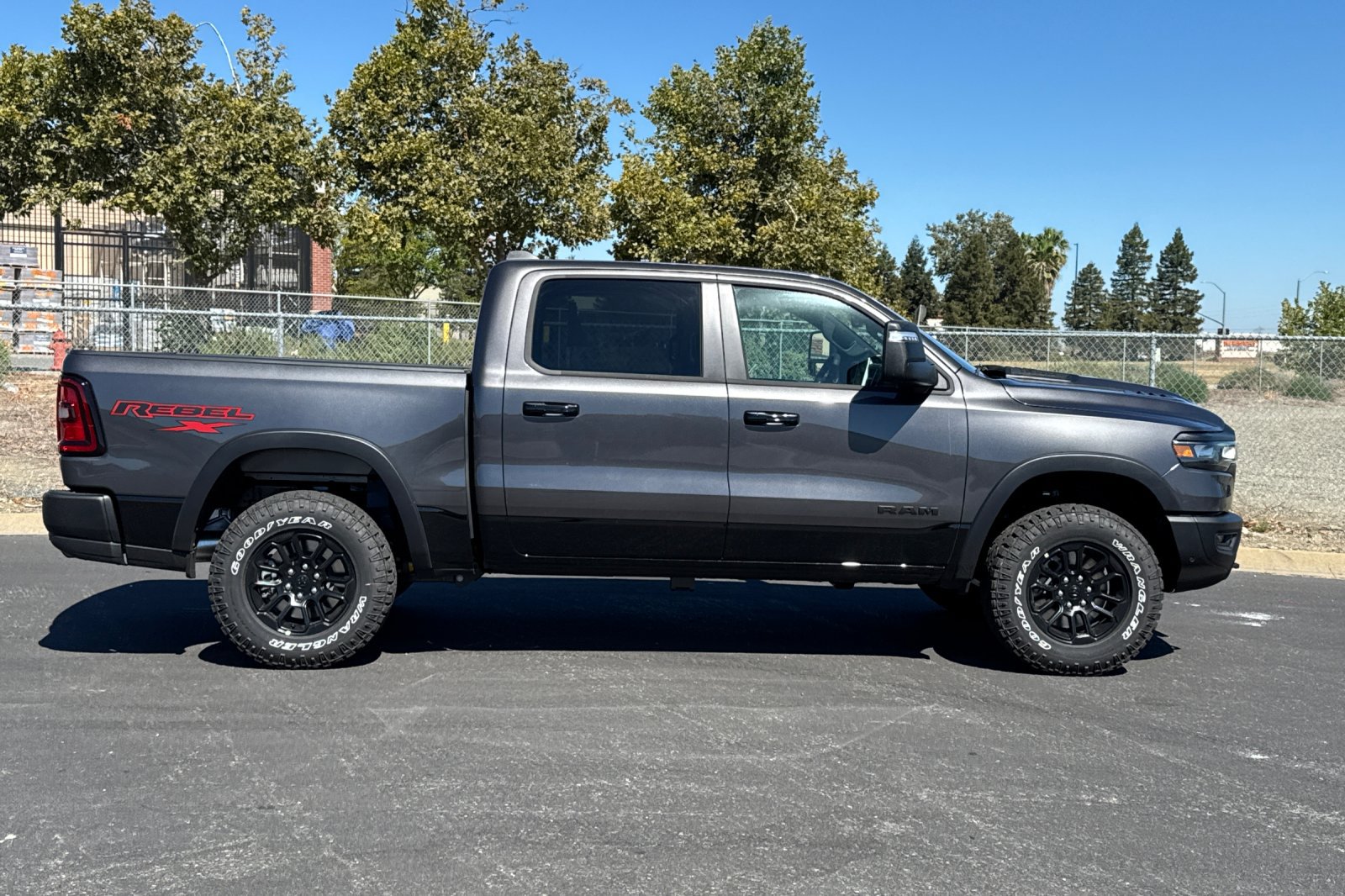 New 2026 RAM 1500 Rebel w/ Rebel Level 2 Equipment Group AWD/4WD image 2