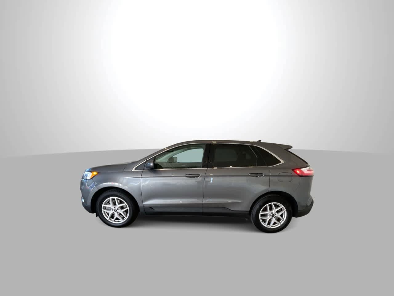 Used 2024 Ford Edge SEL AWD/4WD image 5