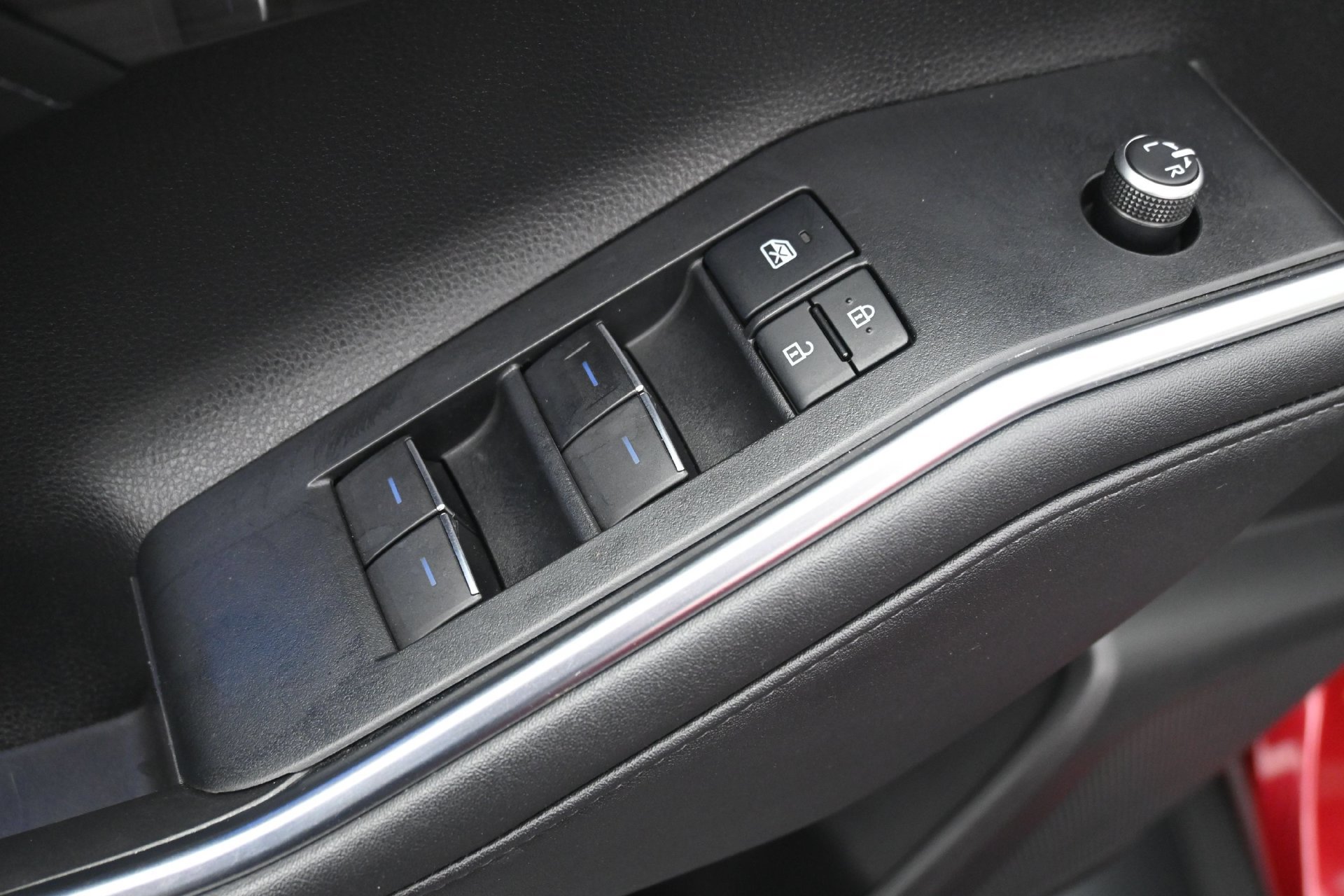 Used 2021 Toyota Highlander Limited AWD/4WD image 19