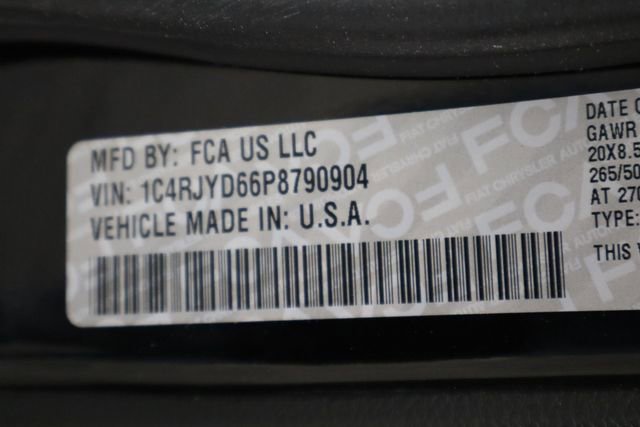 Used 2023 Jeep Grand Cherokee Overland AWD/4WD image 23