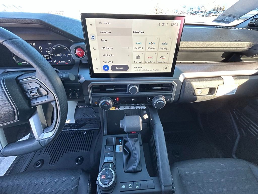 Used 2025 Toyota 4Runner TRD Off-Road Premium image 9