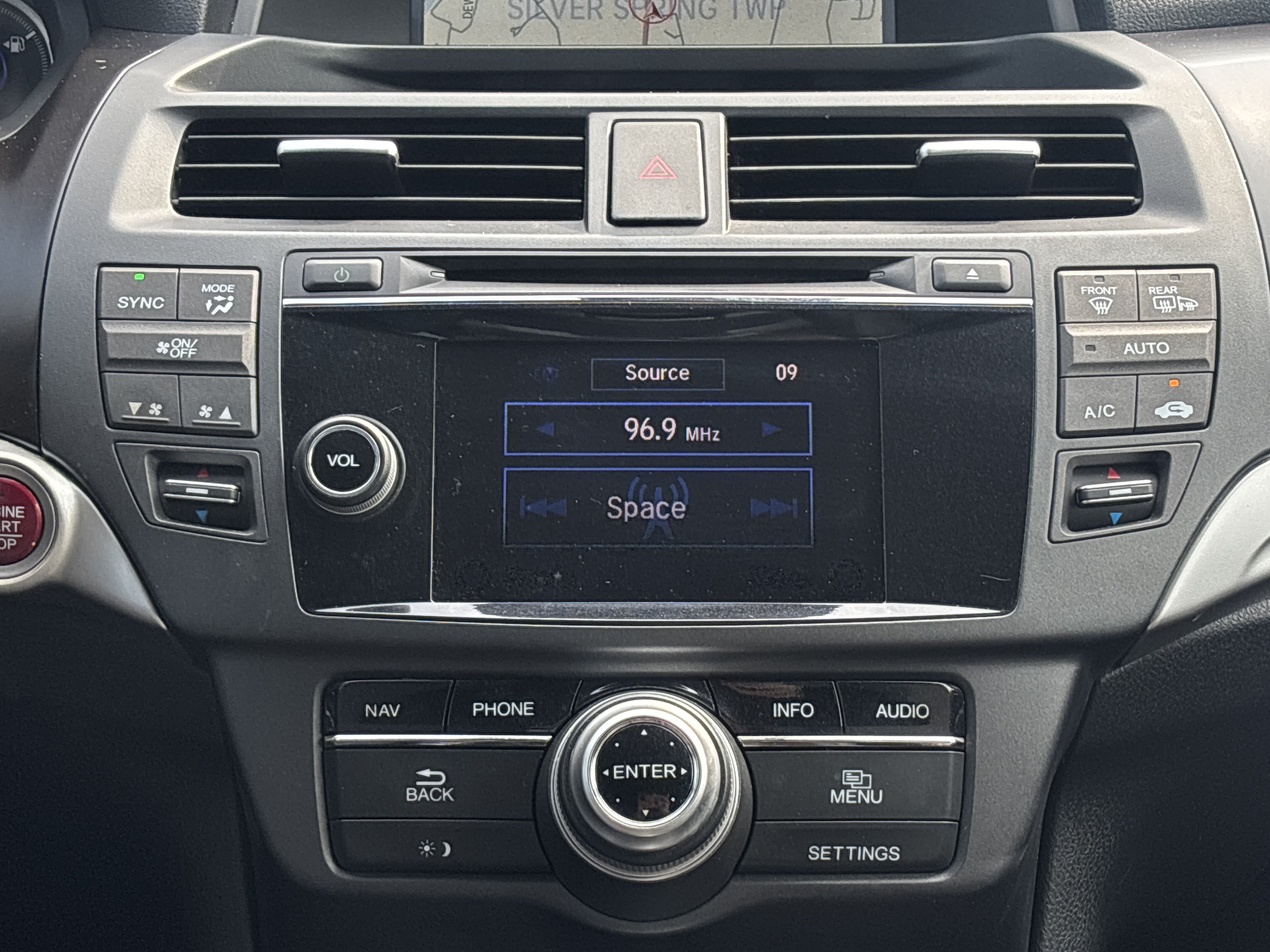 Used 2015 Honda Crosstour EX-L image 11