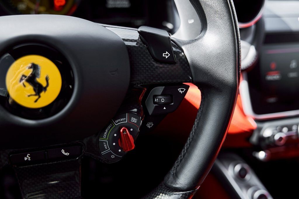 Used 2019 Ferrari GTC4Lusso AWD/4WD image 56