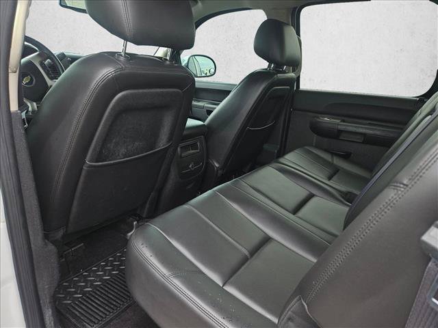 Used 2011 Chevrolet Silverado 1500 LT w/ Texas Edition RWD image 9