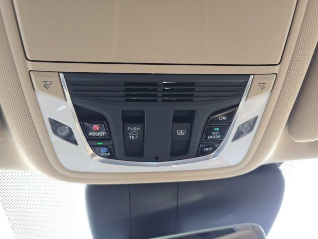 Used 2019 Acura RDX AWD w/ Advance Package image 23