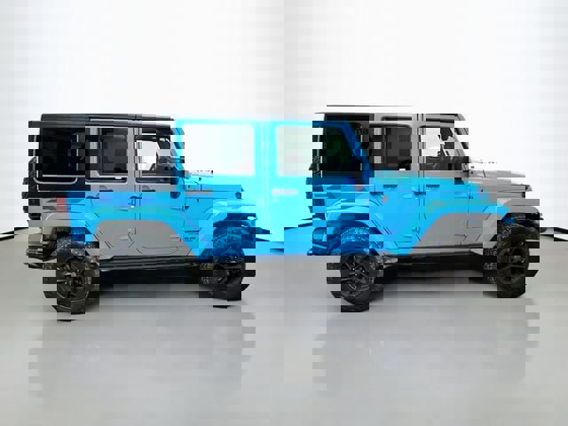 Used 2017 Jeep Wrangler Sahara image 11