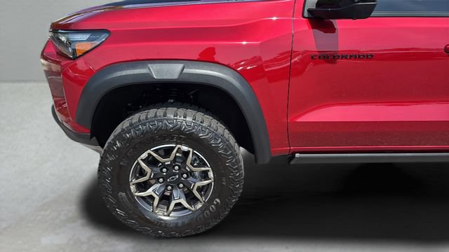 Used 2024 Chevrolet Colorado ZR2 w/ ZR2 Convenience Package III AWD/4WD image 35