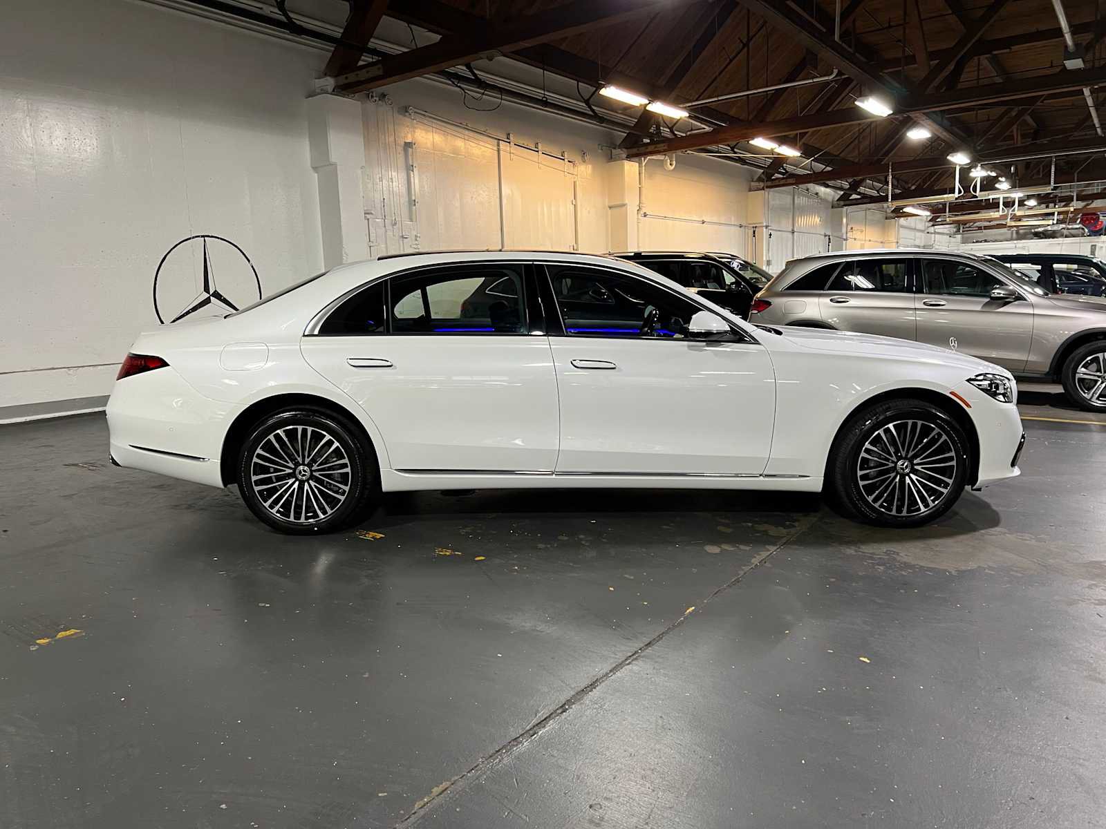 New 2025 Mercedes-Benz S 580 4MATIC Sedan image 2