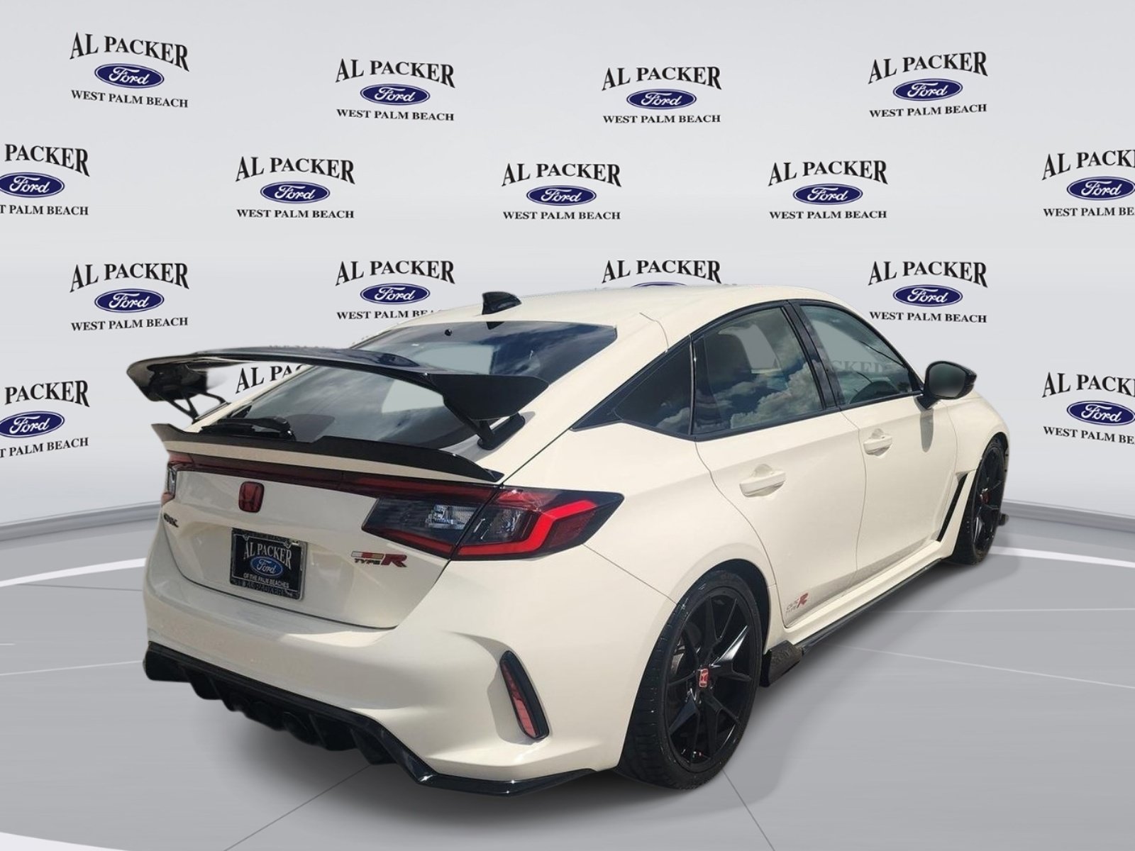 Used 2023 Honda Civic Type R image 5