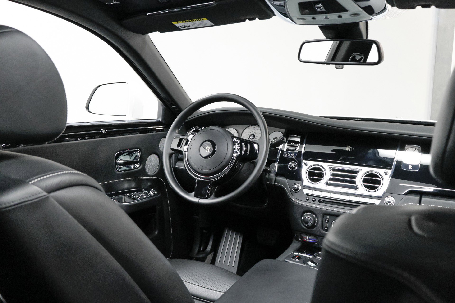 Used 2016 Rolls-Royce Ghost image 60