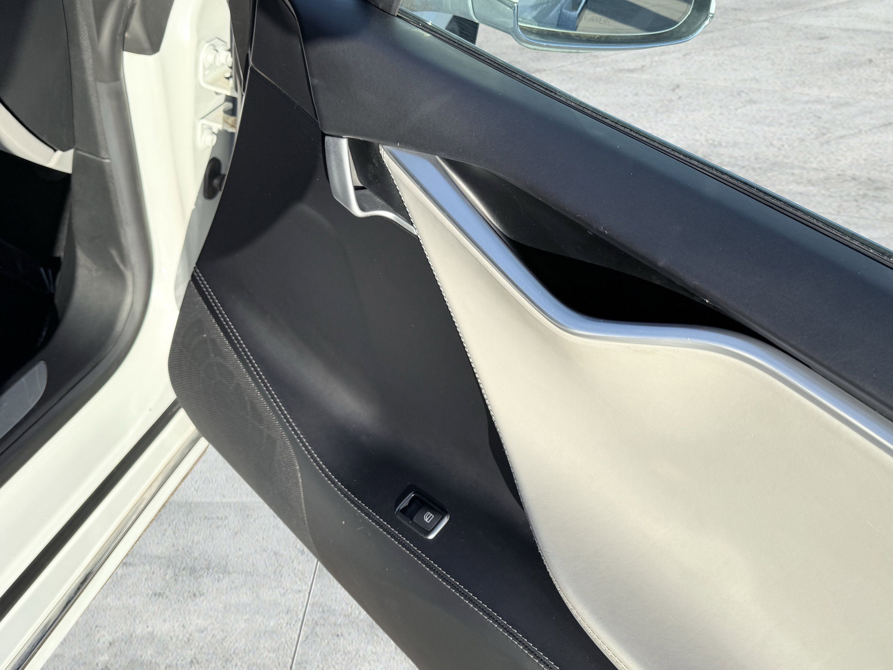 Used 2016 Tesla Model S 60 image 69