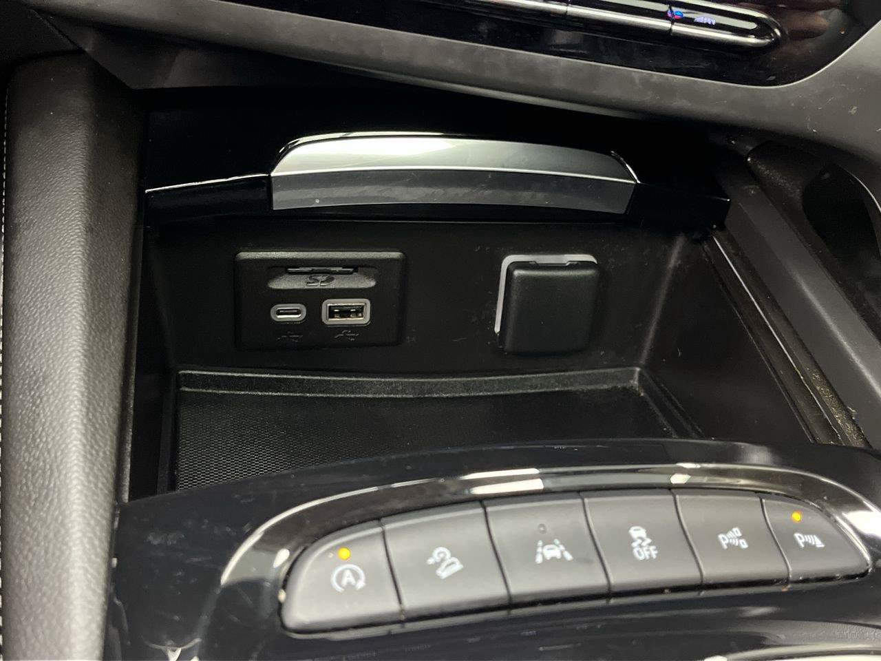 Certified 2023 Buick Envision Avenir AWD/4WD image 24