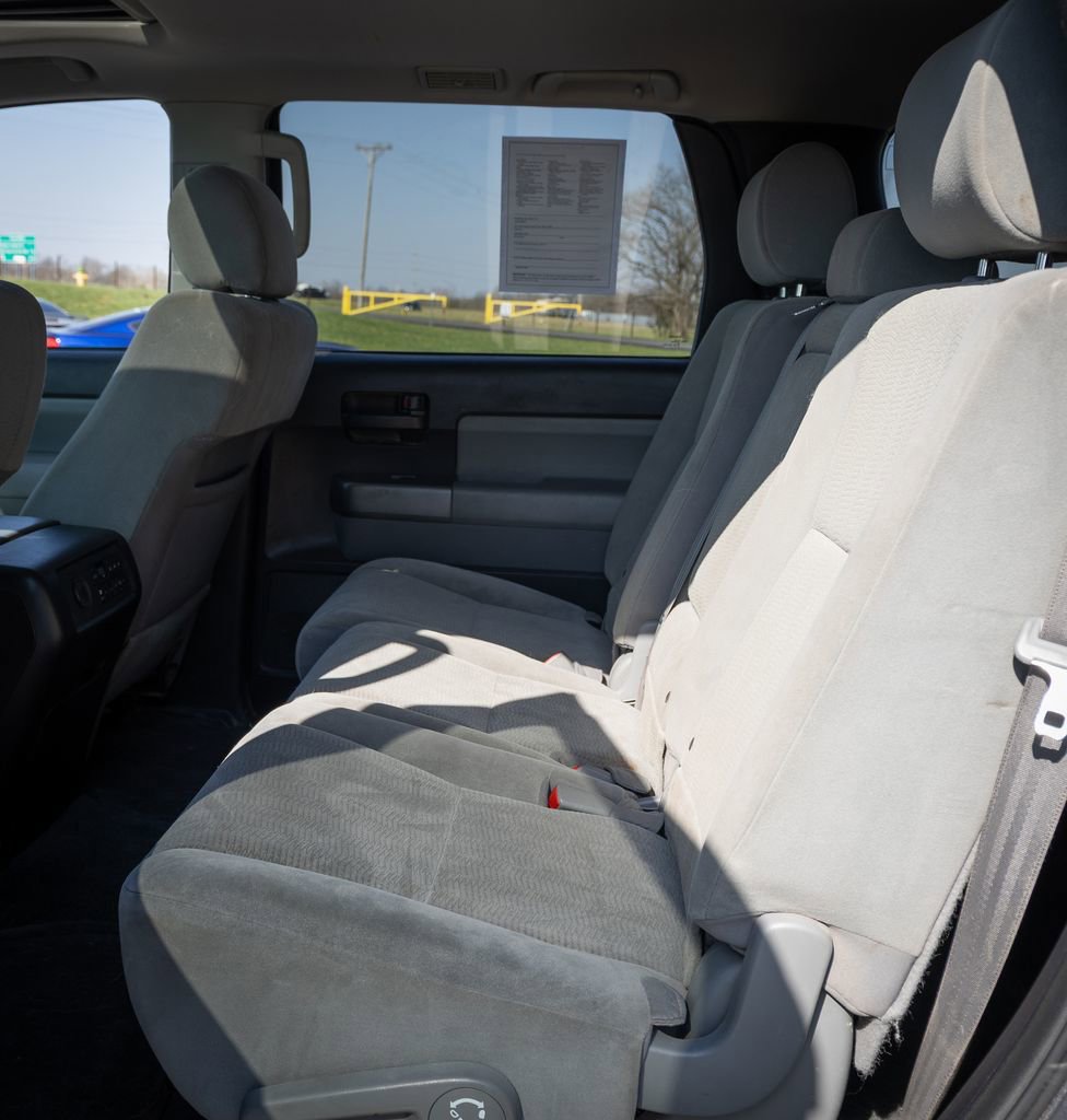 Used 2017 Toyota Sequoia SR5 image 18