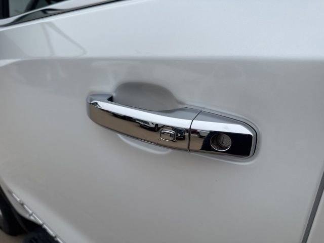 Used 2024 GMC Sierra 1500 SLT w/ SLT Premium Plus Package image 59