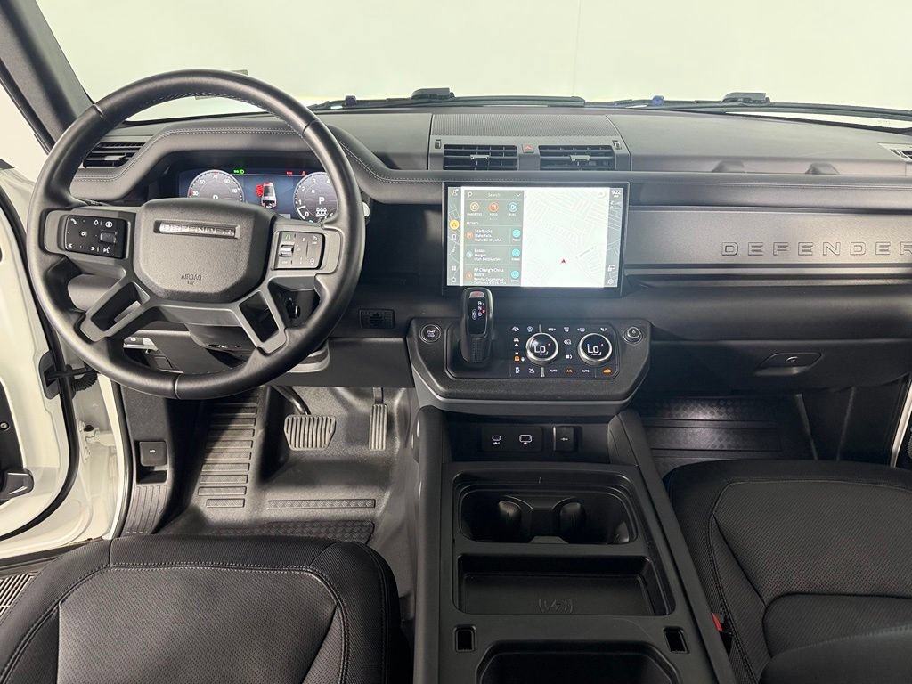 Used 2024 Land Rover Defender 130 X-Dynamic SE AWD/4WD image 14