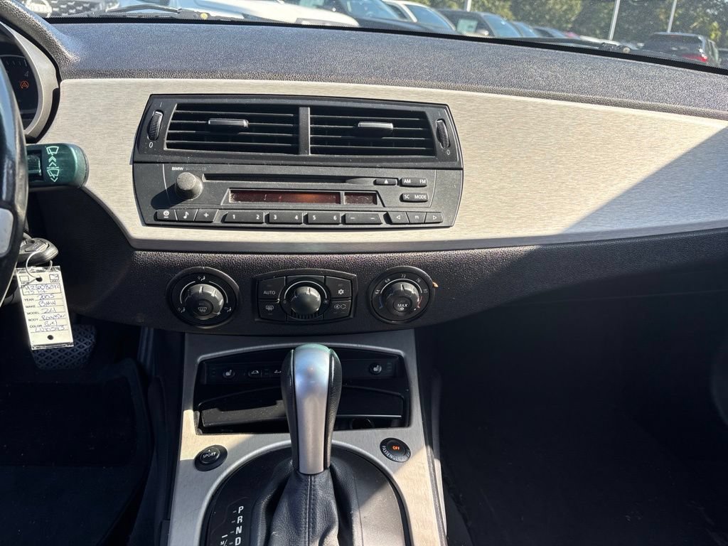 Used 2005 BMW Z4 3.0i RWD image 15