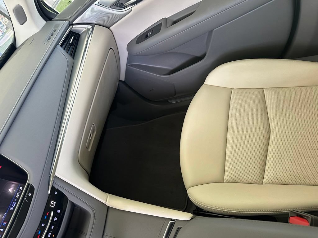 Certified 2022 Cadillac XT5 Premium Luxury w/ Technology Package FWD image 26