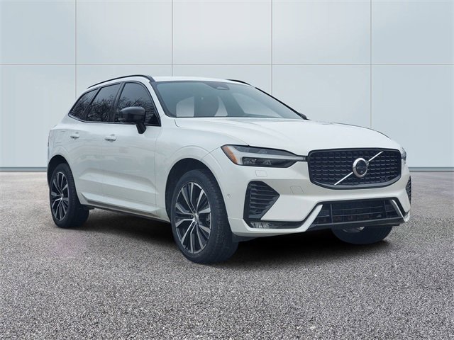 Certified 2023 Volvo XC60 B5 Ultimate w/ Climate Package image 3