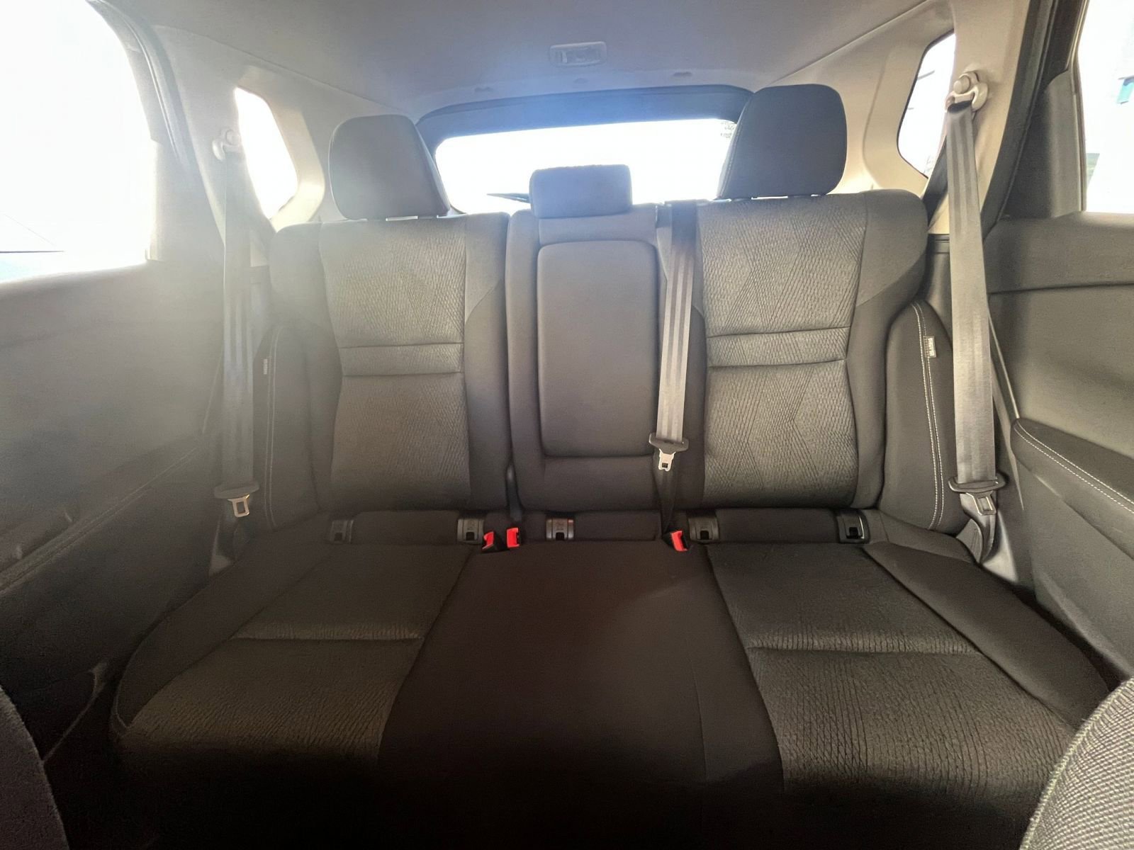 Used 2025 Nissan Rogue SV image 39