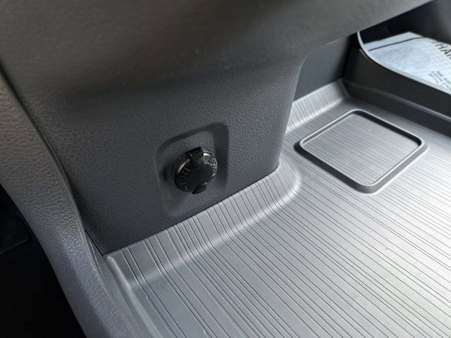 Certified 2022 Toyota Sienna XLE w/ XLE Plus Package FWD image 21