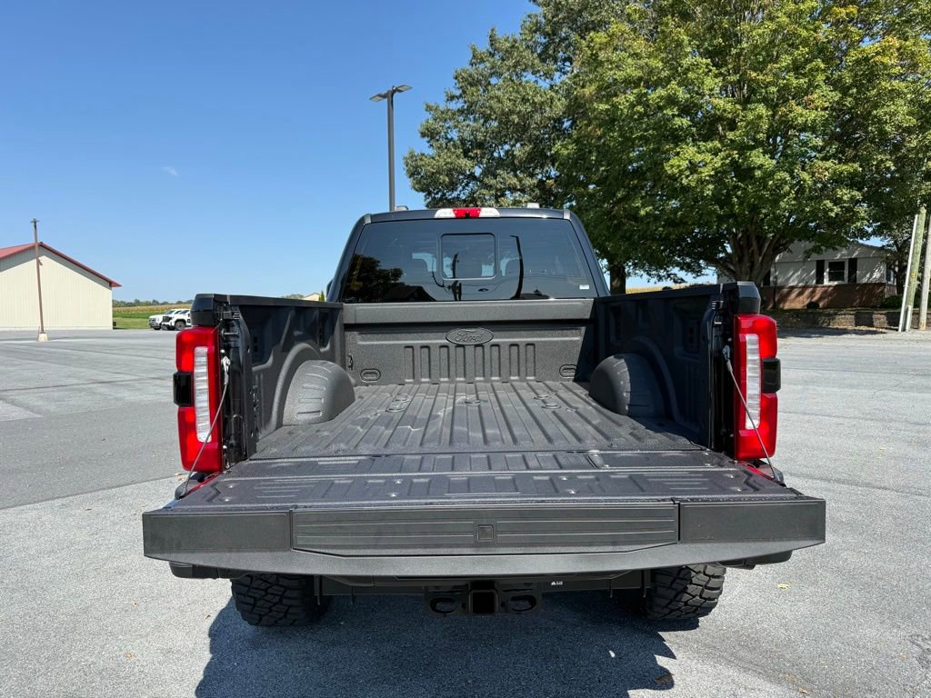 New 2025 Ford F250 Lariat w/ Lariat Ultimate Package image 44