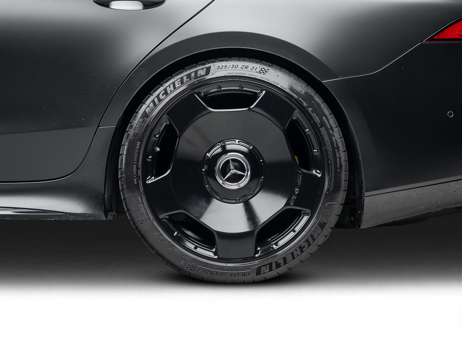 Used 2020 Mercedes-Benz AMG GT 63 image 27