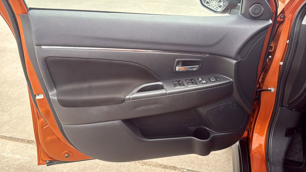 Used 2022 Mitsubishi Outlander Sport SE AWD/4WD image 12